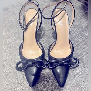 Raid Heels with Bow sz 38 (7.5)